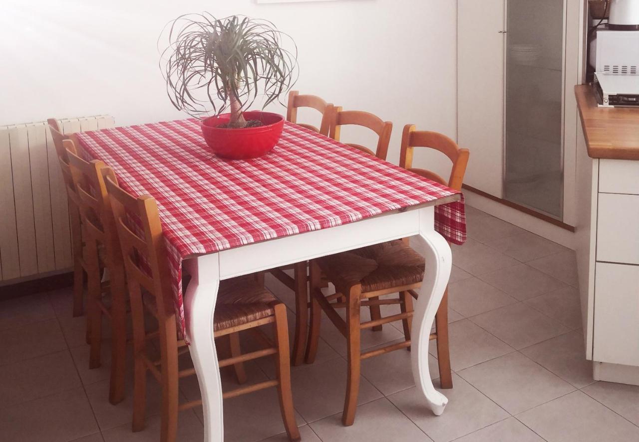 Residenza Esse Angera Exterior foto
