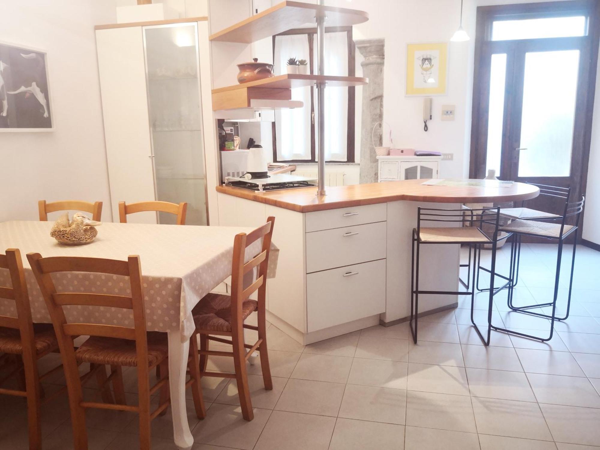 Residenza Esse Angera Exterior foto